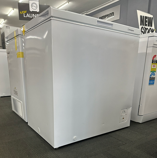 Westinghouse 142L Chest Freezer – White – WCM1400WE – Factory Second (Category C)