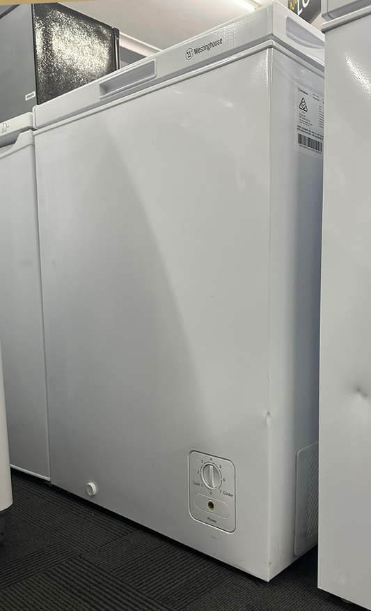 Westinghouse 142L Chest Freezer – White – WCM1400WE – Factory Second (Category C)